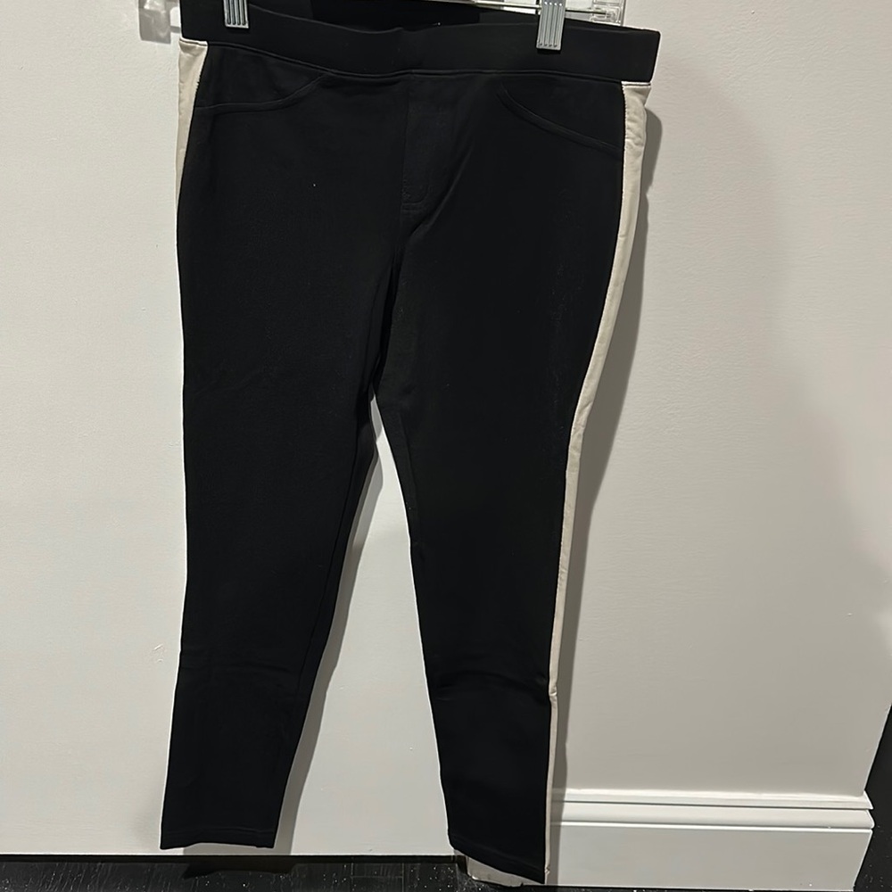 Hue Leggings with White Stripe